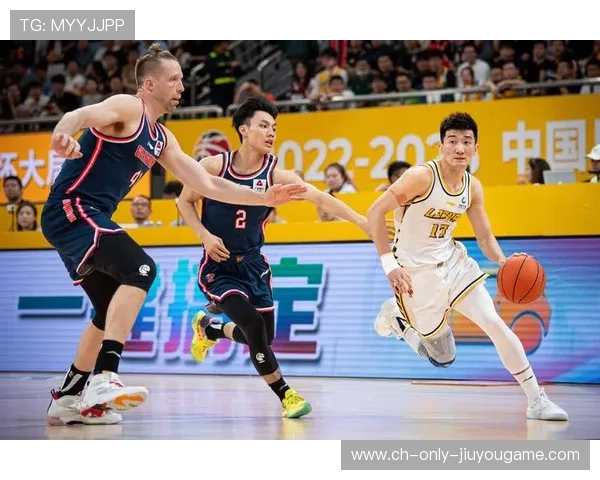 CBA广厦强势推进围压客队,整体气势全线飙升